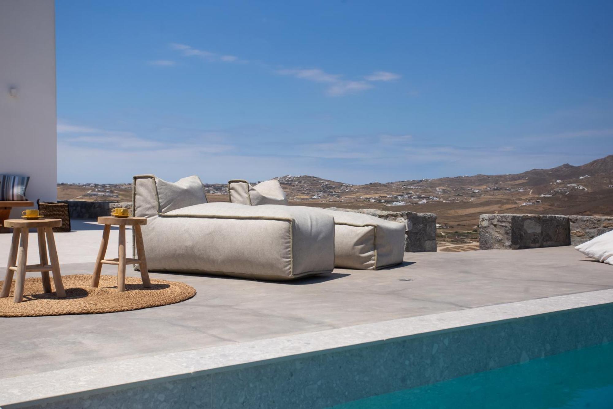 Pool Near Alemagou * Ftelia (Mykonos)