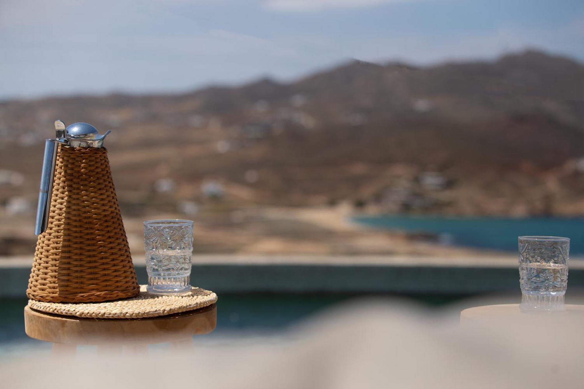 Pool Near Alemagou Villa Ftelia (Mykonos)