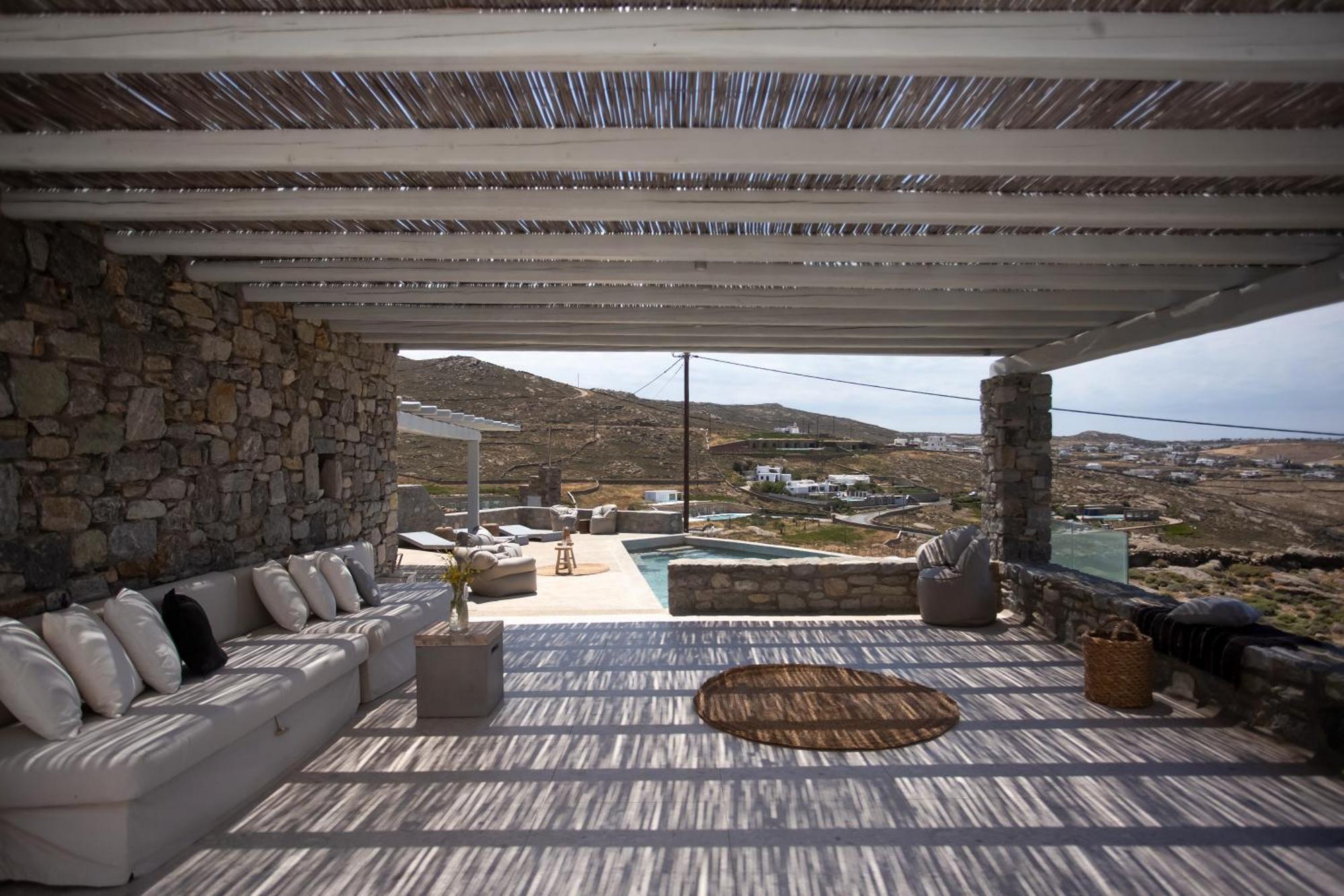 Pool Near Alemagou * Ftelia (Mykonos)