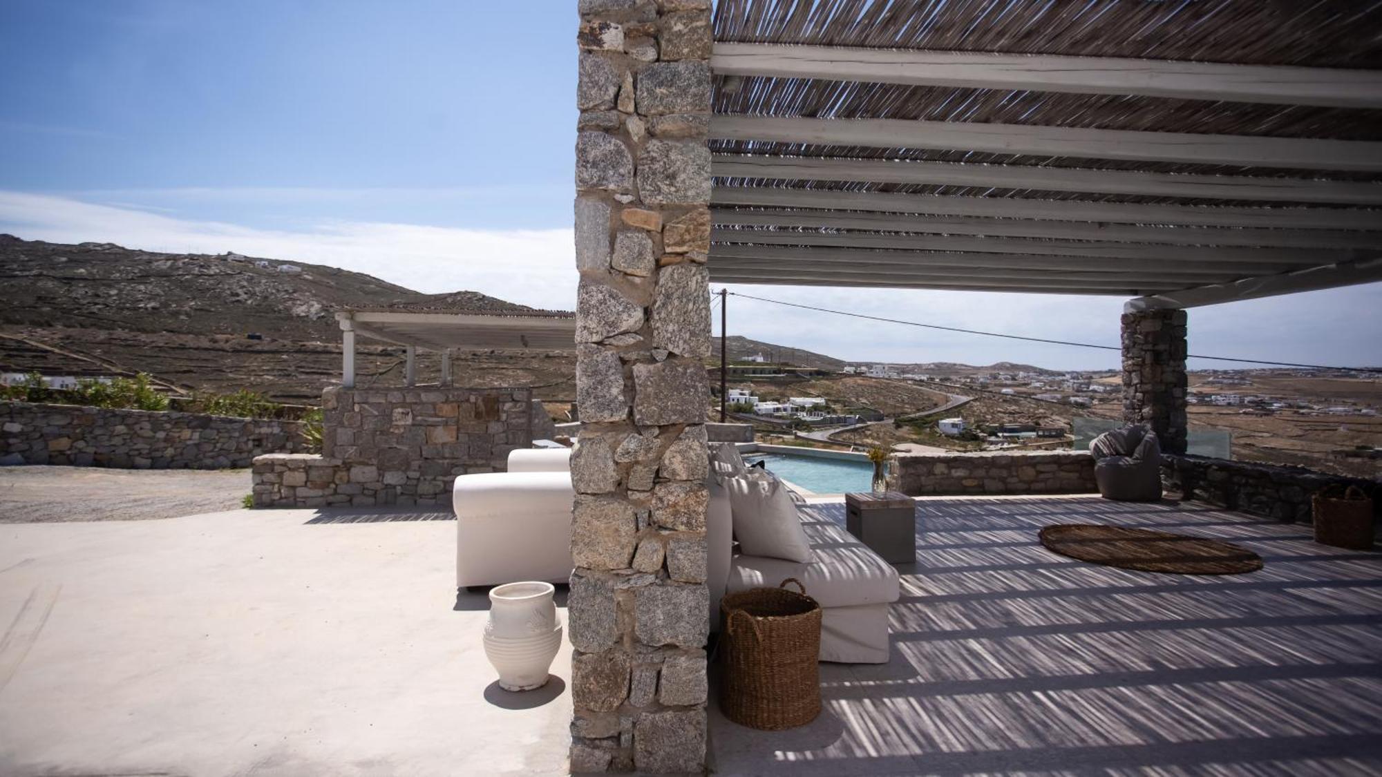 Villa Pool Near Alemagou Ftelia (Mykonos)