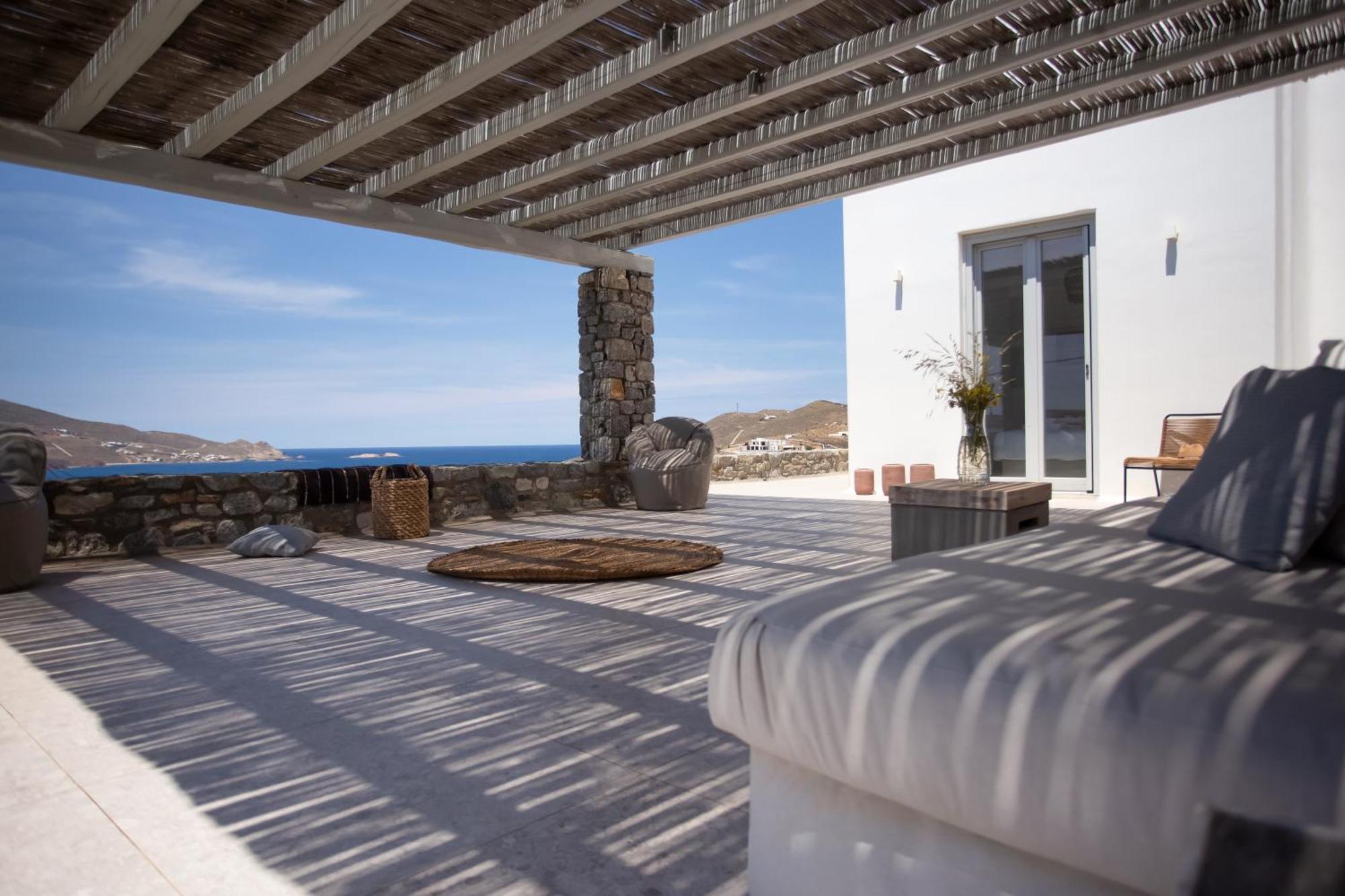 Pool Near Alemagou * Ftelia (Mykonos)