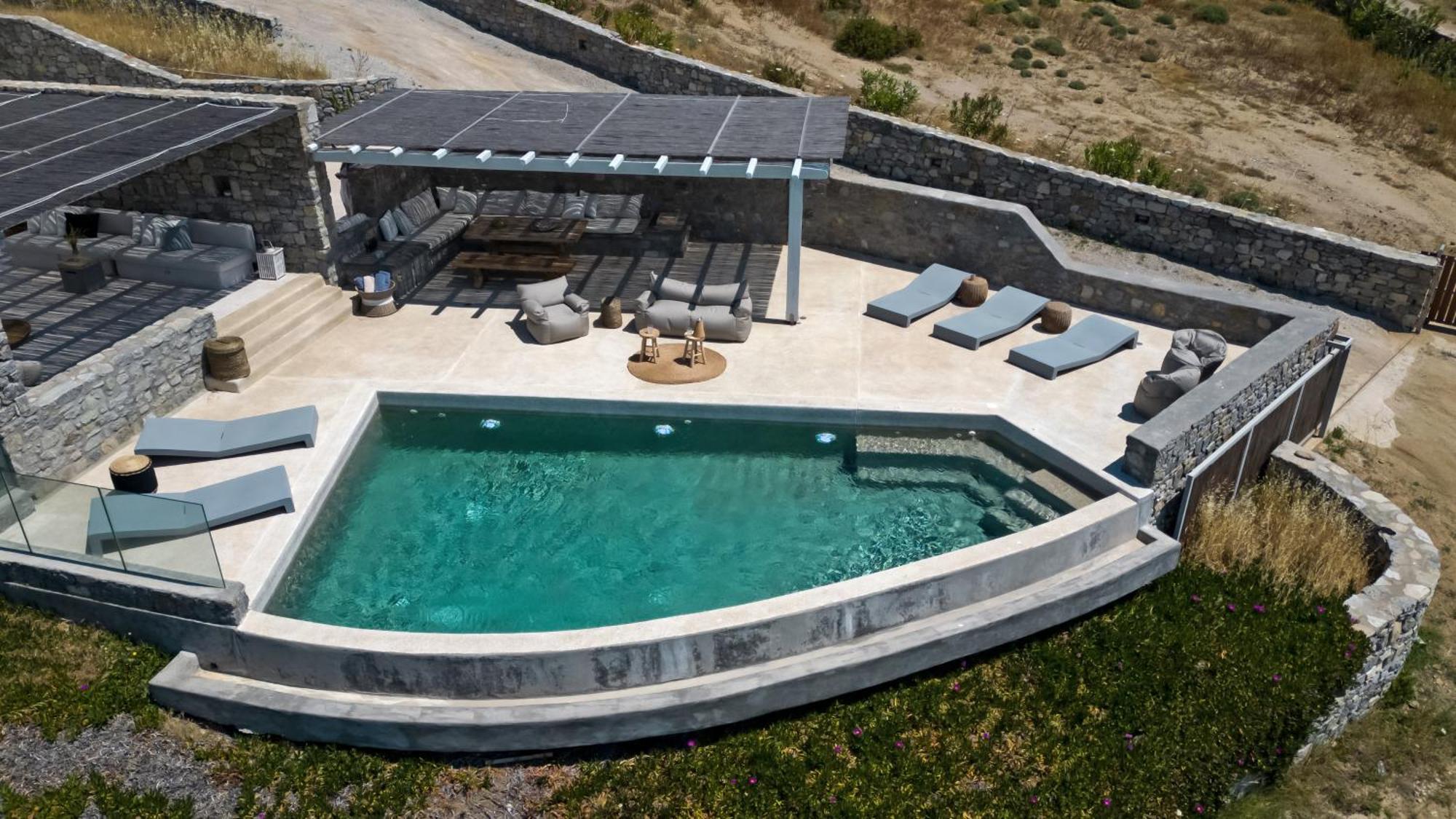Pool Near Alemagou * Ftelia (Mykonos)