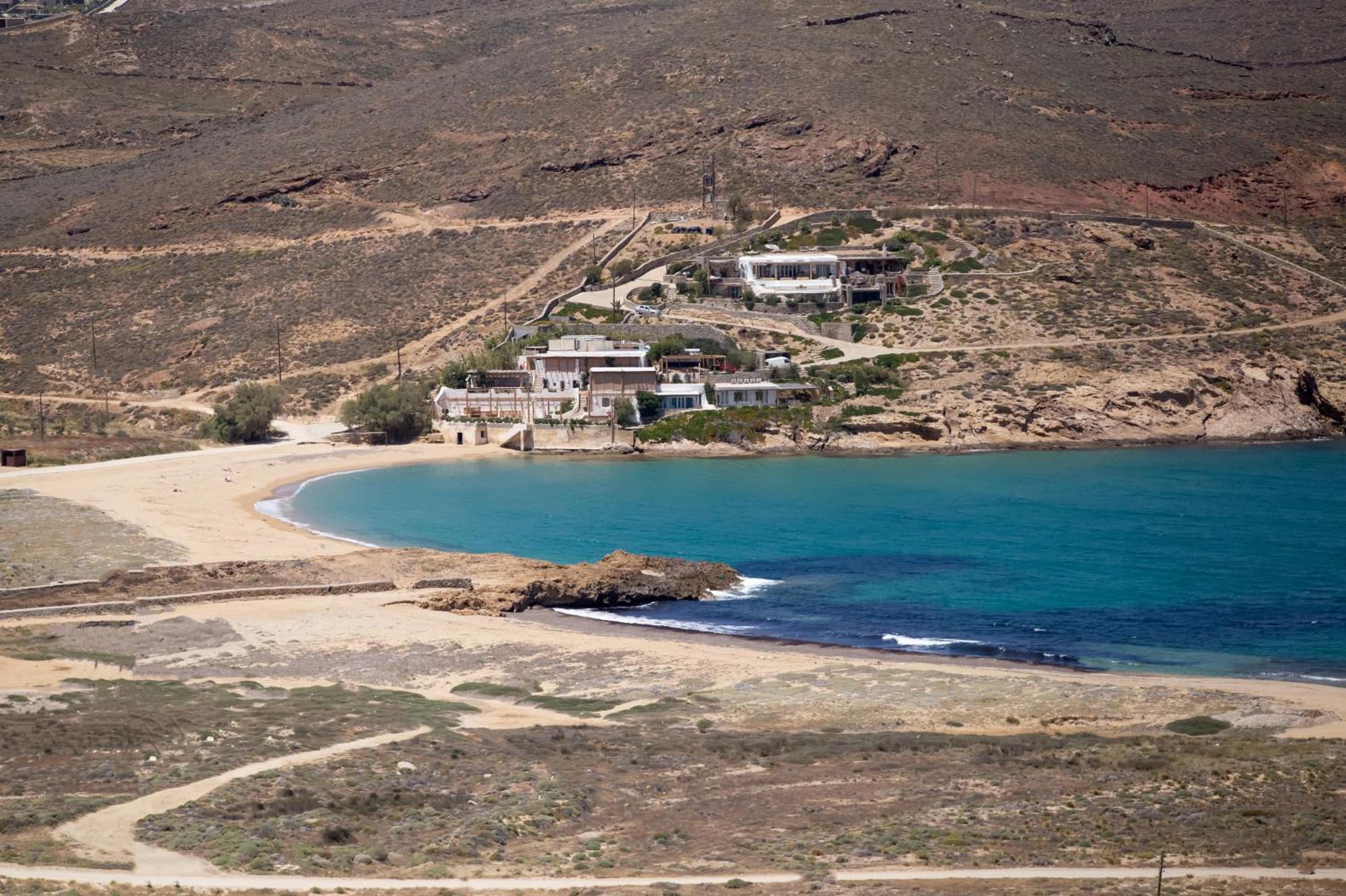 Villa Pool Near Alemagou